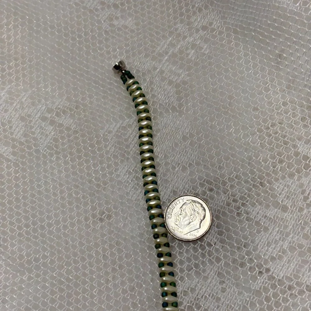 Handmade Double-Hole Cream Green Seed‎ Bead Bracelet 6.5” Magnetic Clasp Boho